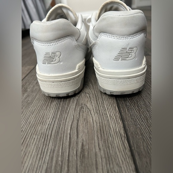 New Balance 550 White Women’s Size 7 – Classic Retro Basketball Sneaker - Picture 5 of 16
